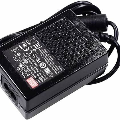 Adapter: 12V 2.08A